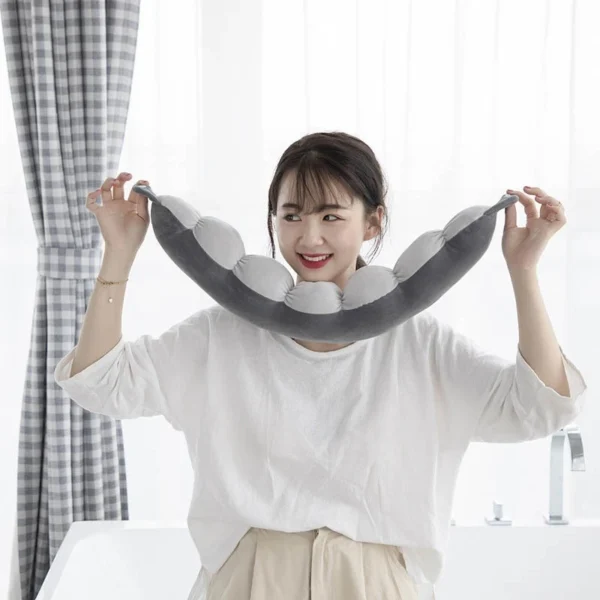 id-11134207-7r98q-lscetz5ye0j845.webp Shaped Travel Neck Pillow – Super Soft Car & Travel Nap Cushion