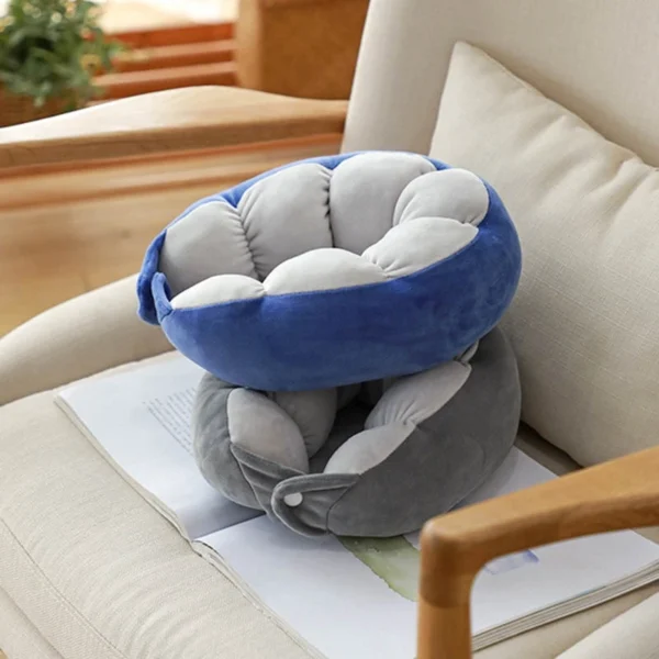 id-11134207-7r990-lscetz5ynuiccd.webp Shaped Travel Neck Pillow – Super Soft Car & Travel Nap Cushion